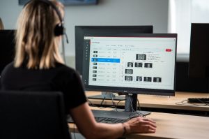 pv325235 A second pair of eyes: computer vision keeps track of warehouse operations